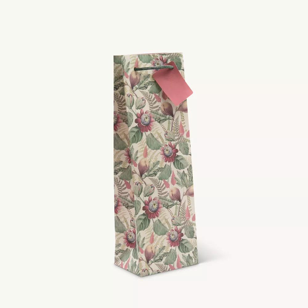 1 bottle passion flower gift bag