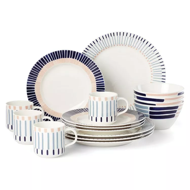 Brook Lane Sixteen-Piece Dinnerware Set