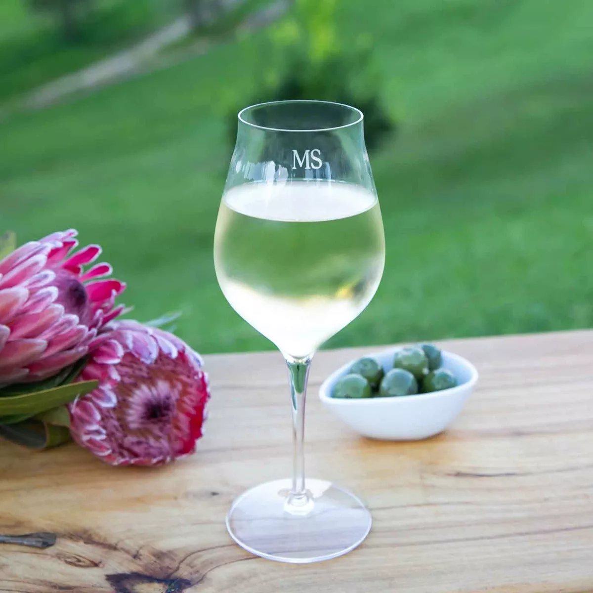 Engraved Classic Contour 350ml Wine Glass
