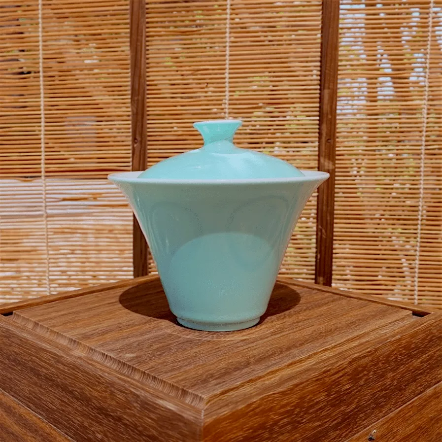 Flared Lily Jingdezhen Jade Porcelain Gaiwan