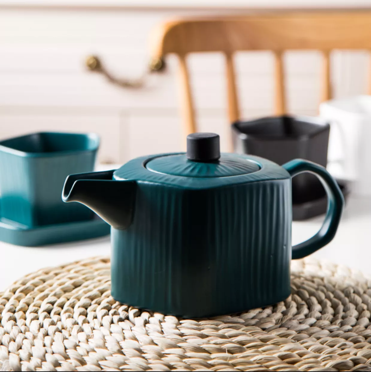 GEOMETRIC Pentagon Tea Pot|Black&White&Green&Blue