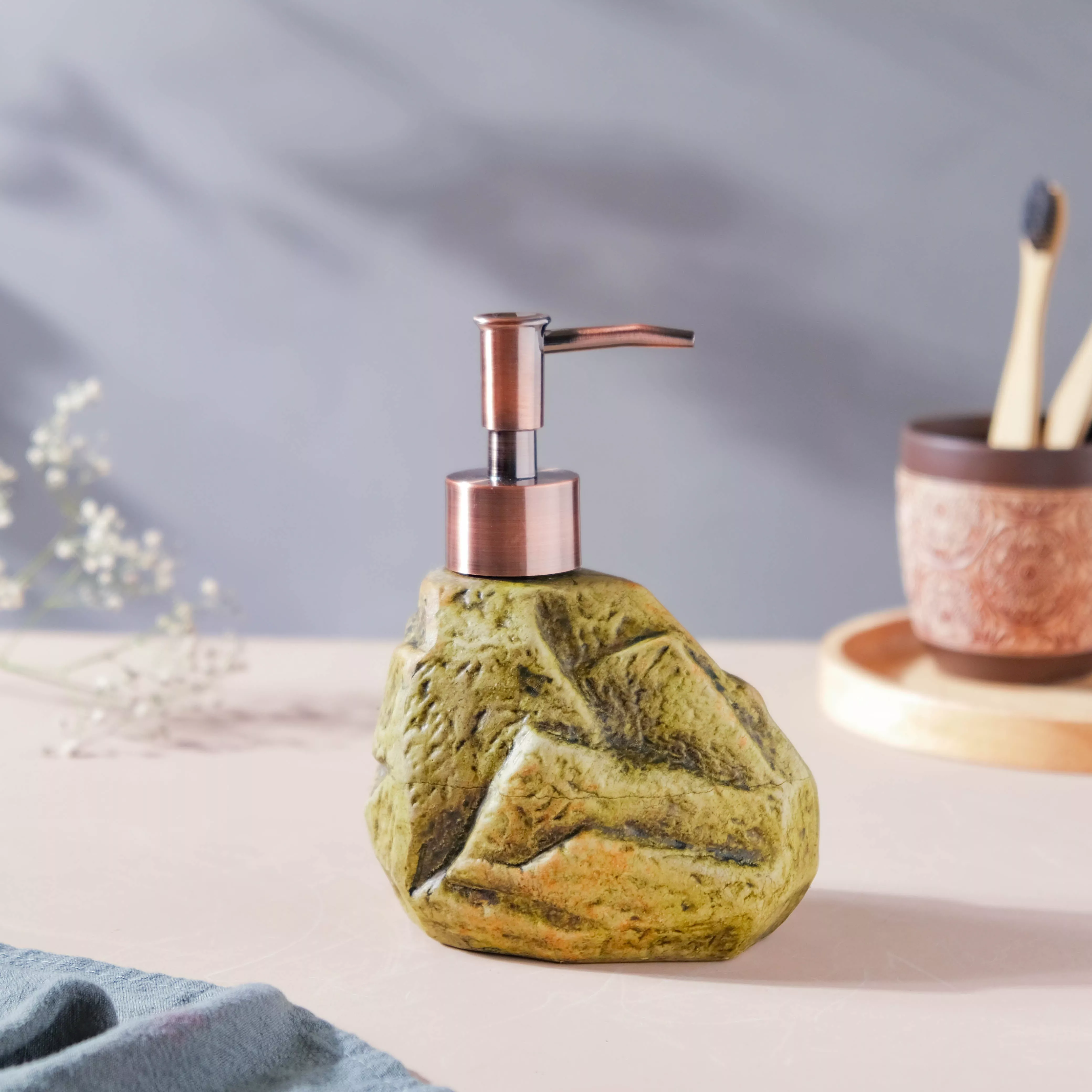 Green Beryl Stone Dispenser 350ml