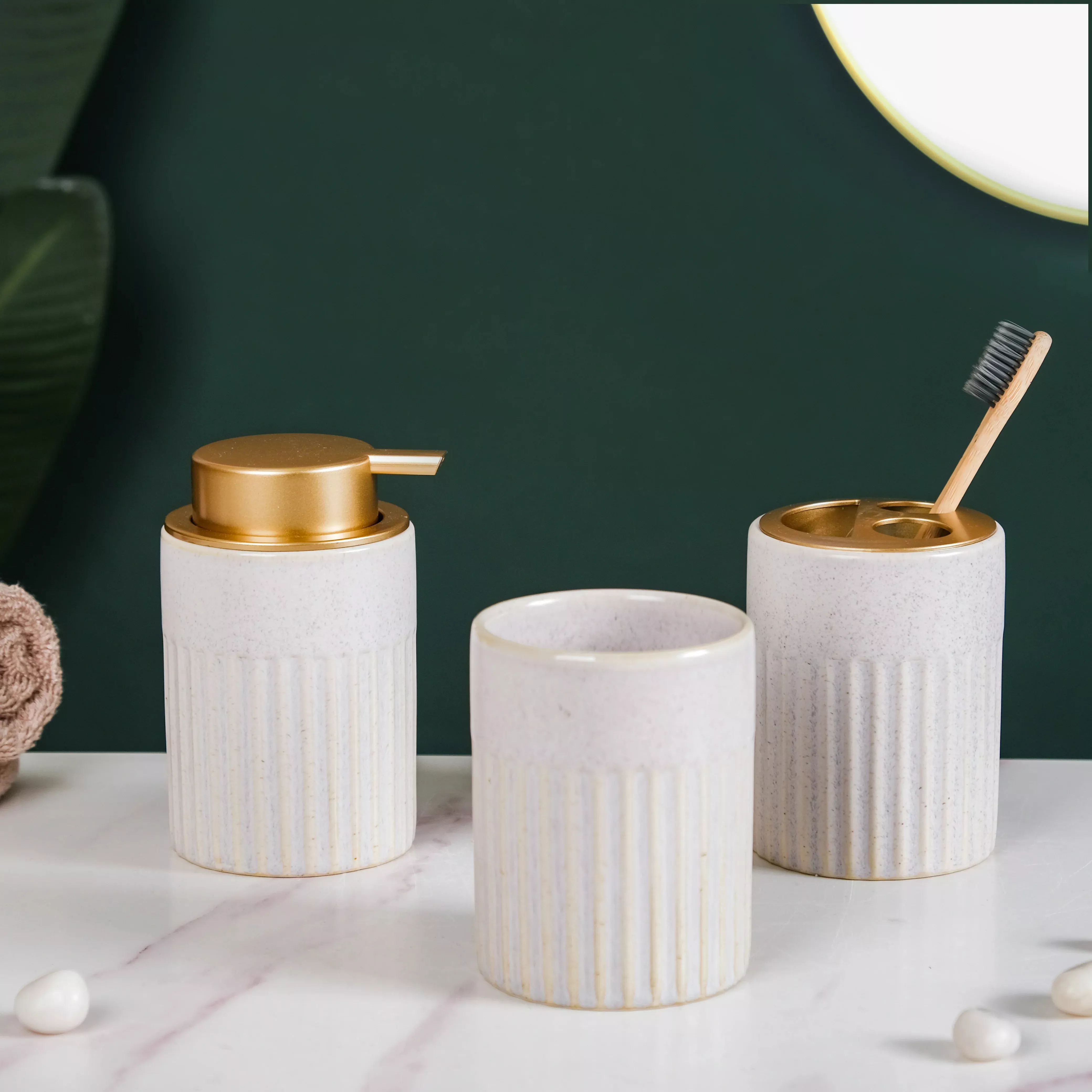 Matte Stoneware Finish Bathroom Set Of 3