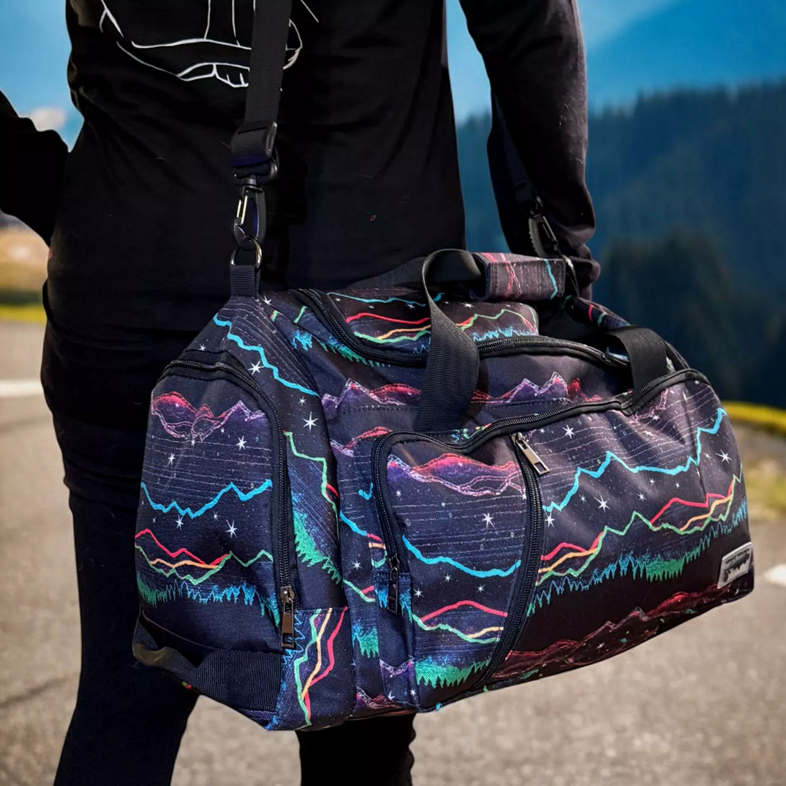 Mountain Pulse Thrive Duffel