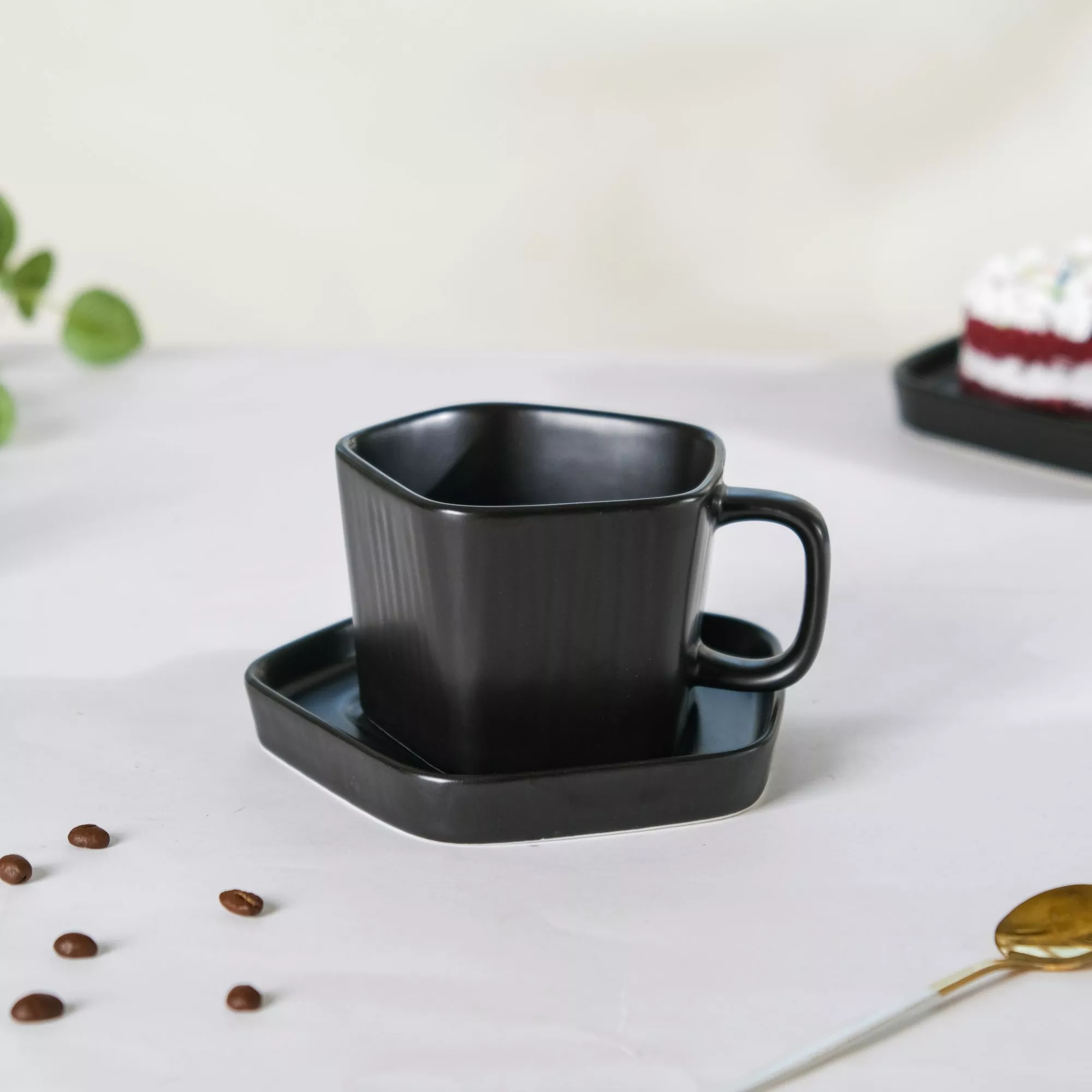 Pentagon Mug with Saucer Black