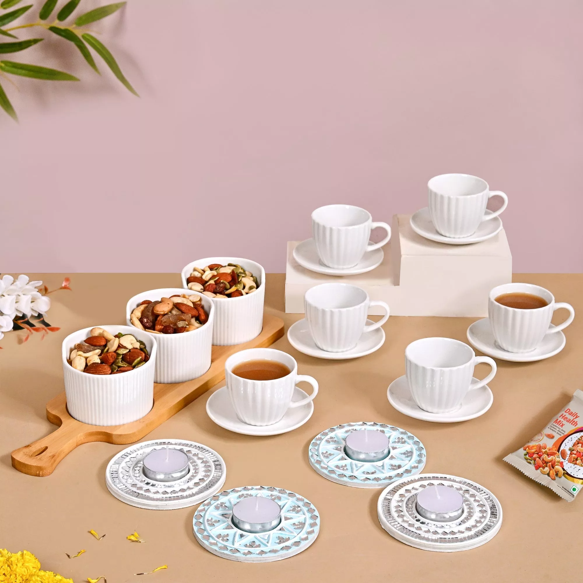 Snack And Tea Festive Gift Hamper